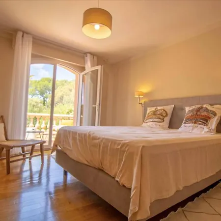 Holiday home Spacious House With Pool In Saint-raphael Saint-Raphael (Var)