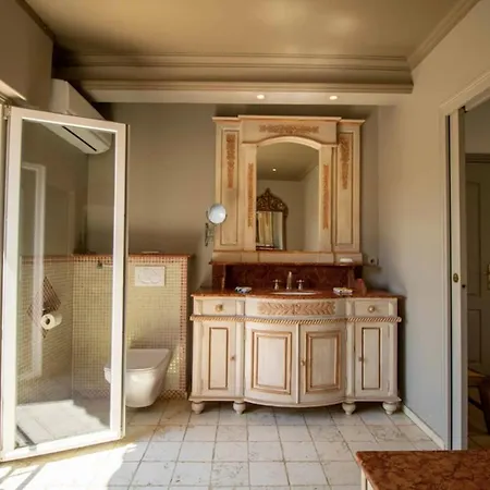 Holiday home Spacious House With Pool In Saint-raphael